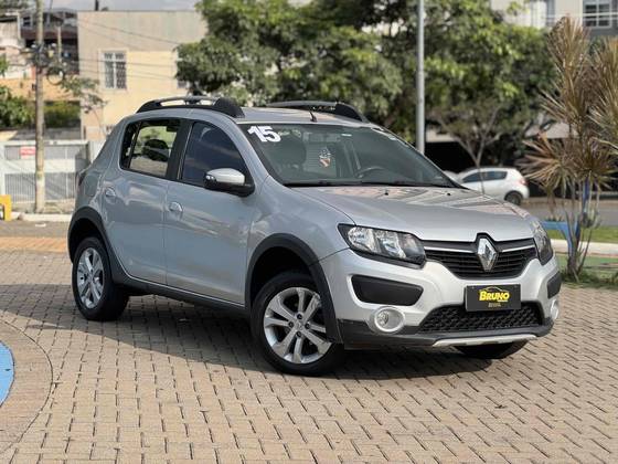 RENAULT SANDERO 1.6 STEPWAY 8V FLEX 4P MANUAL